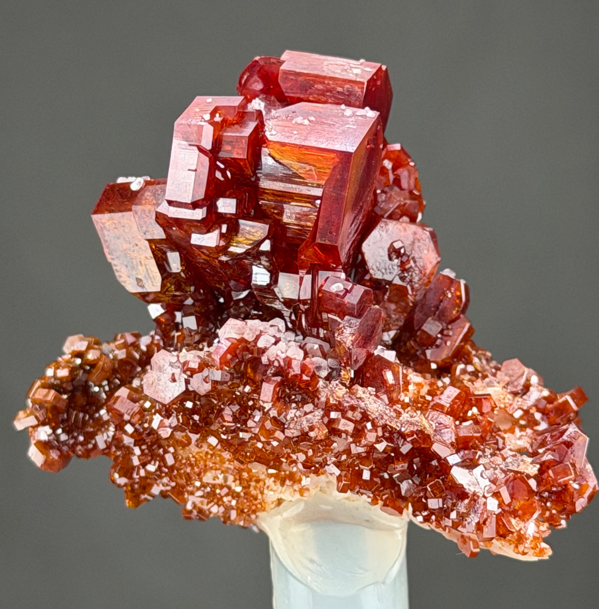 Vanadinite with Barite main crystal 2 cm in perfect Conditions -Vanadinite lovers -